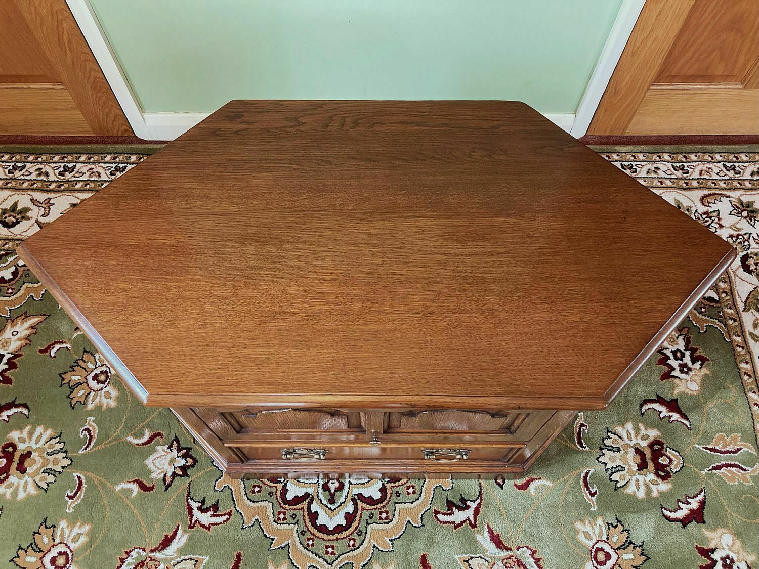 Furniture Royal Oak Canterbury Corner Tv Cabinet photo