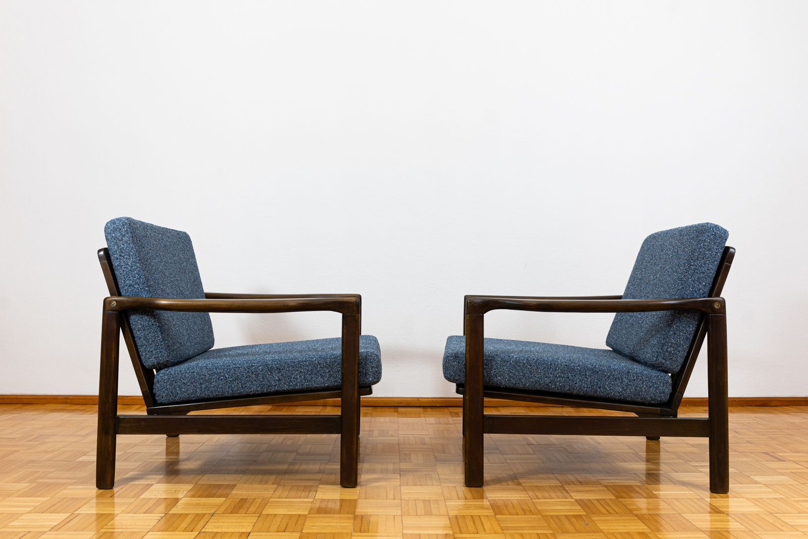 photo furniture Pair Of Mid Century Armchairs B7522 By Zenon Bączyk, Poland, 1960's