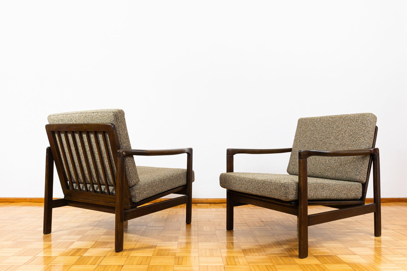 photo buy Pair Of Mid Century Armchairs B7522 By Zenon Bączyk, Poland, 1960's