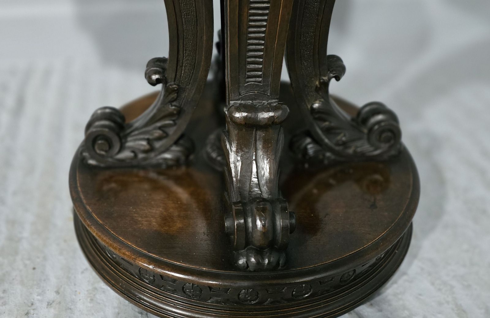 photo furniture Victorian Pietra Dura Table
