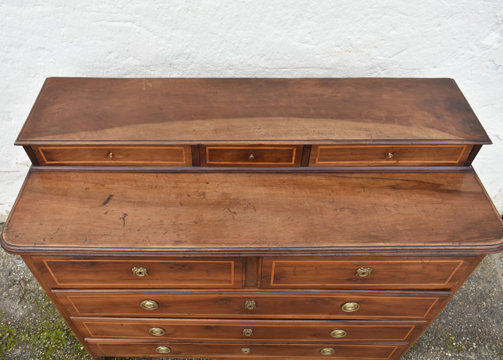 photo furniture Antique French Commode In Walnut Early 19th Century