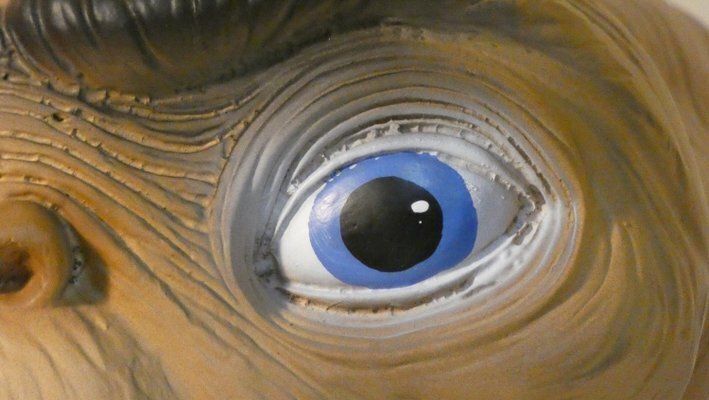 E.T. Big Three Dimensional Statue In Resin And Enamel, 1990s photo vintage