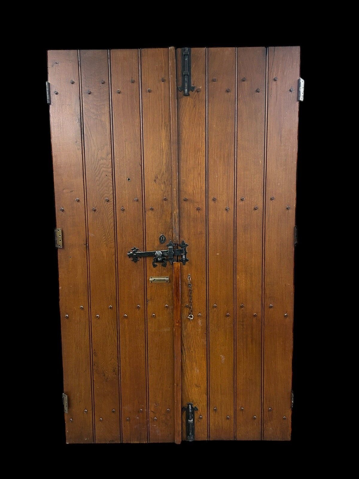 photo furniture Solid Oak Doors Double Antique Period Reclaimed Old Iron Handles Wood Planks