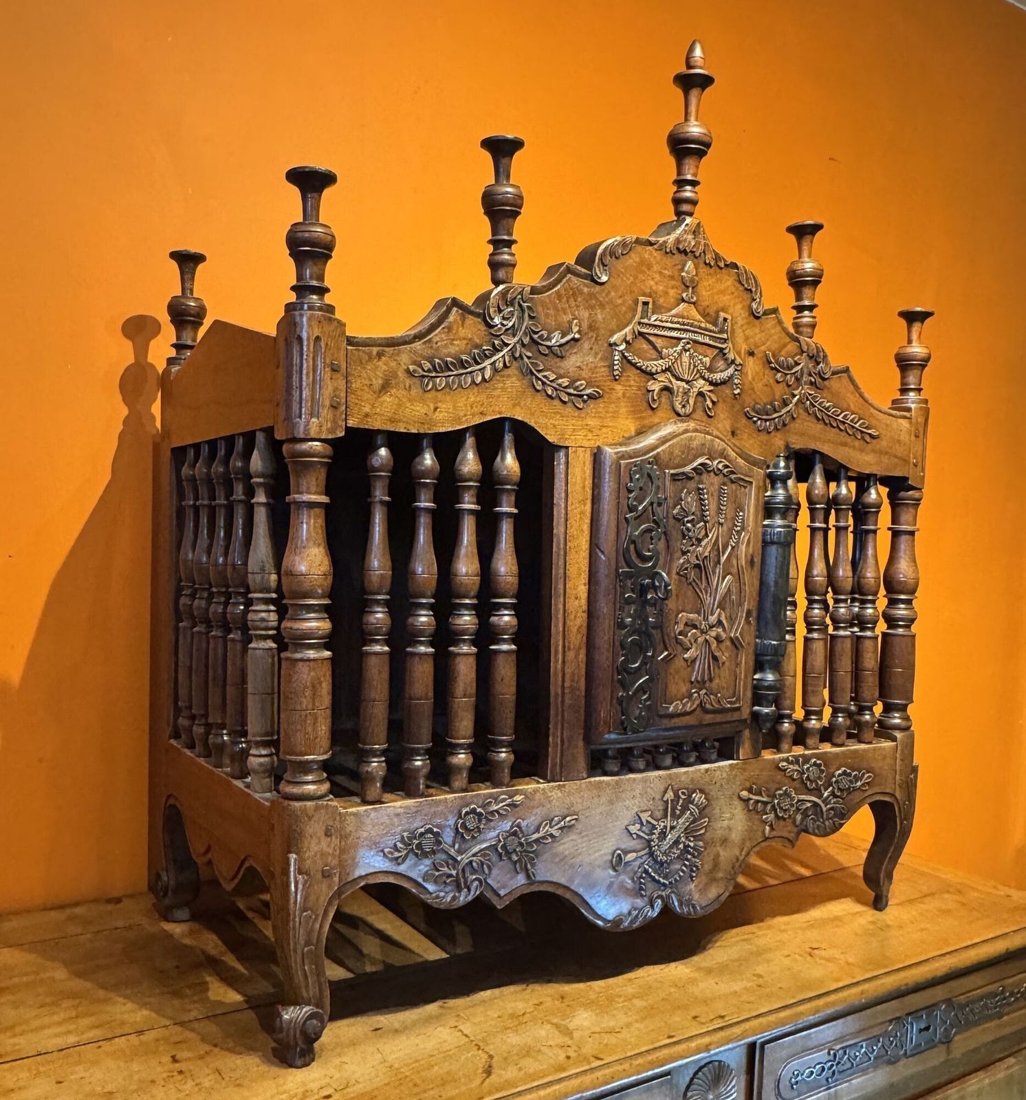 18th Century French Carved Walnut Panetiere With Turned Finials photo for sale