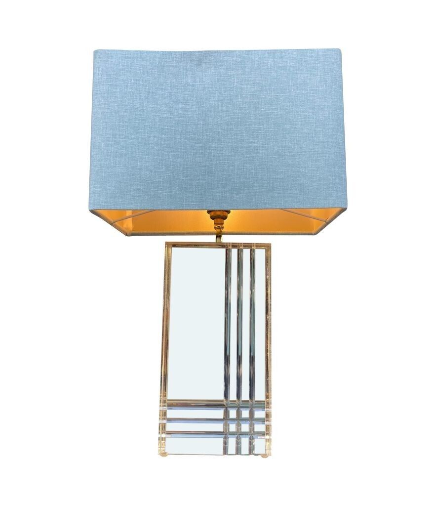 A Pair Of 1970s Italian Gilt Metal And Lucite Lamps photo 1375.0