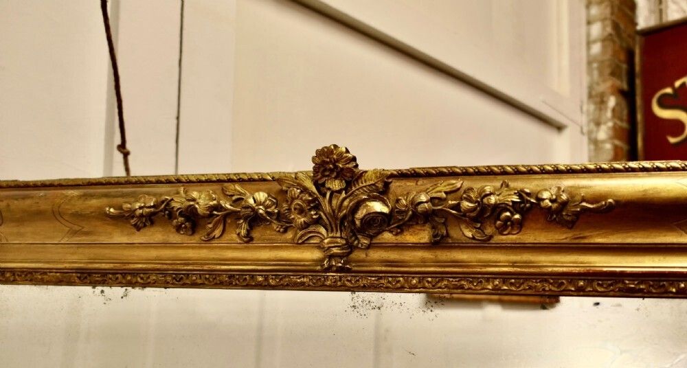 French 19th Century Louis Philippe Shabby Gilt Mirror photo vinterior