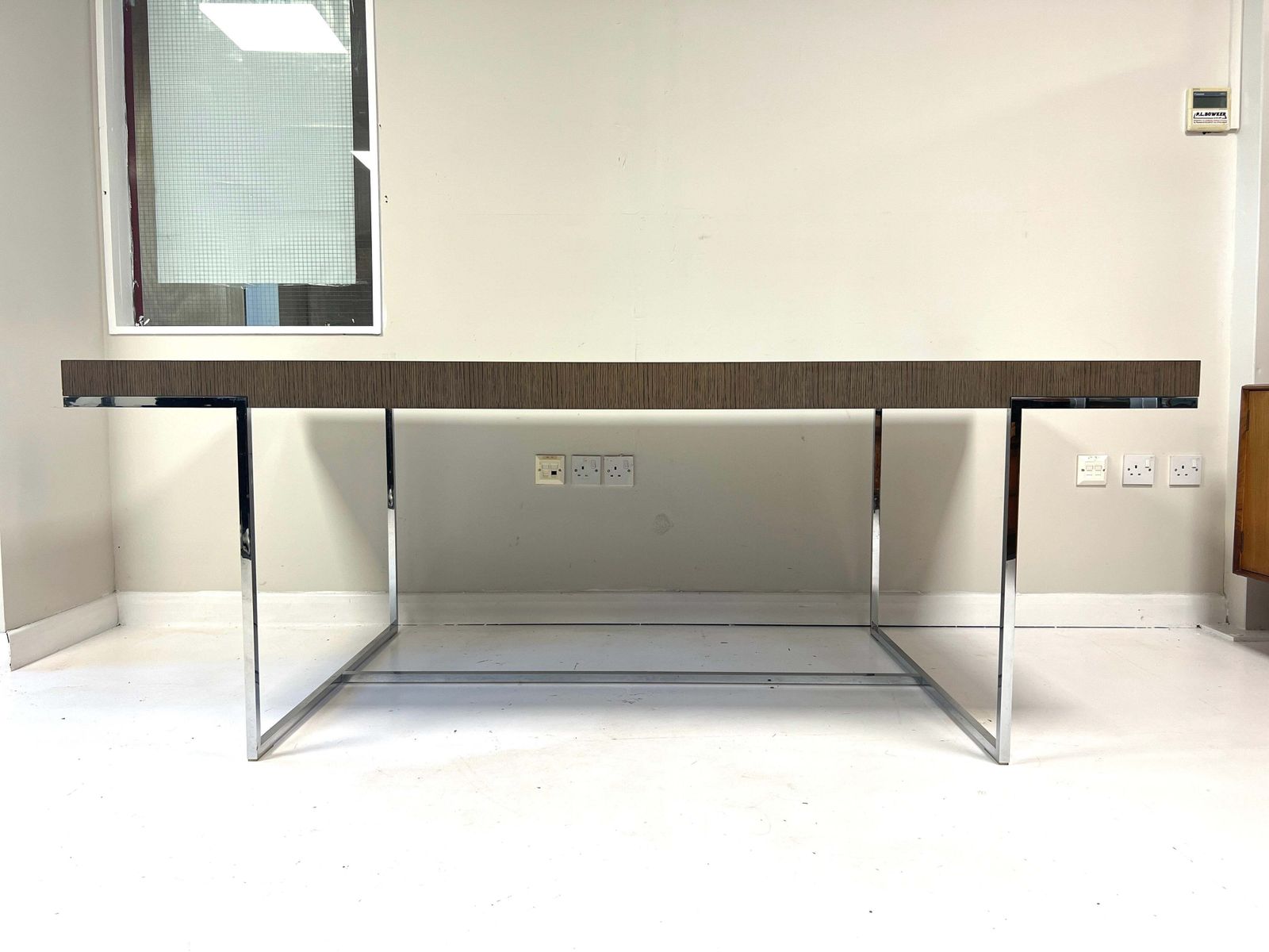 B&B Italia, Tav Athos Grey Dining Table photo furniture