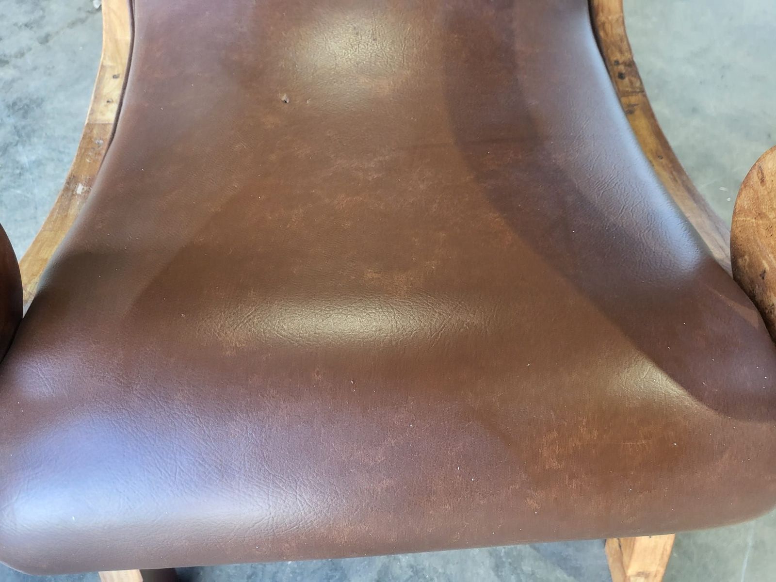 photo furniture Large Plantation Arm Chair Conservatory Garden Patio Chair Faux Leather