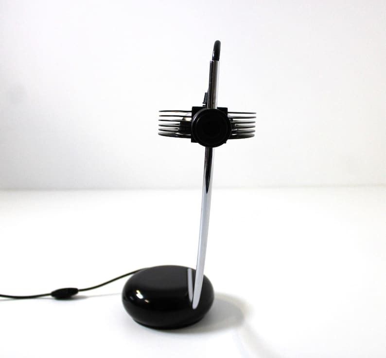 Meblo Guzzini Table Lamp By Bruno Gecchelin / Model Wing / Original / Iconic Lamp / Italian Desk Lamp 70s photo 481.0