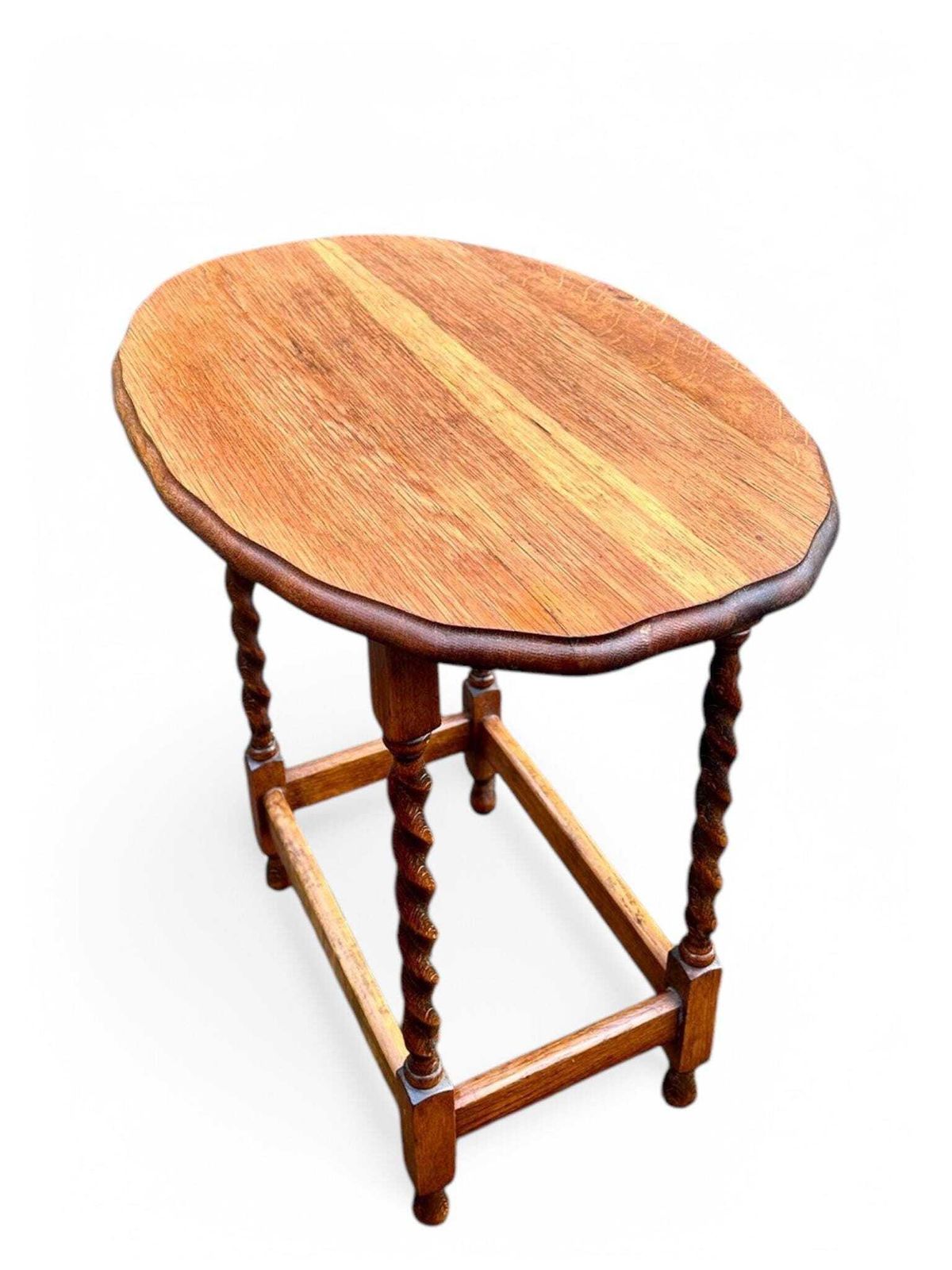 photo furniture Antique Edwardian Occasional Table / Barley Twist Legs / Wooden Side Table / English C1900