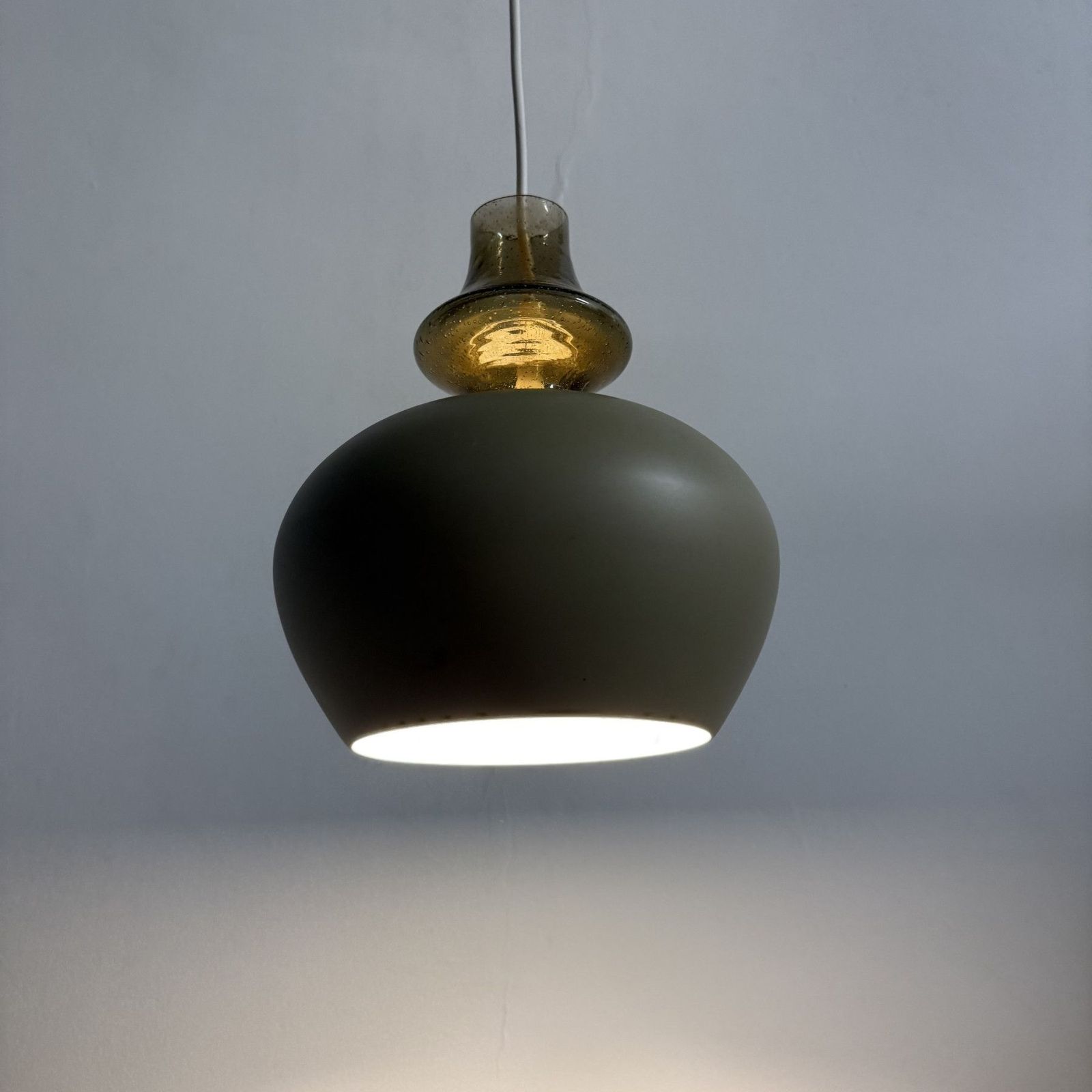 photo buy Raak Hanglamp Carthago, Jaren 1970