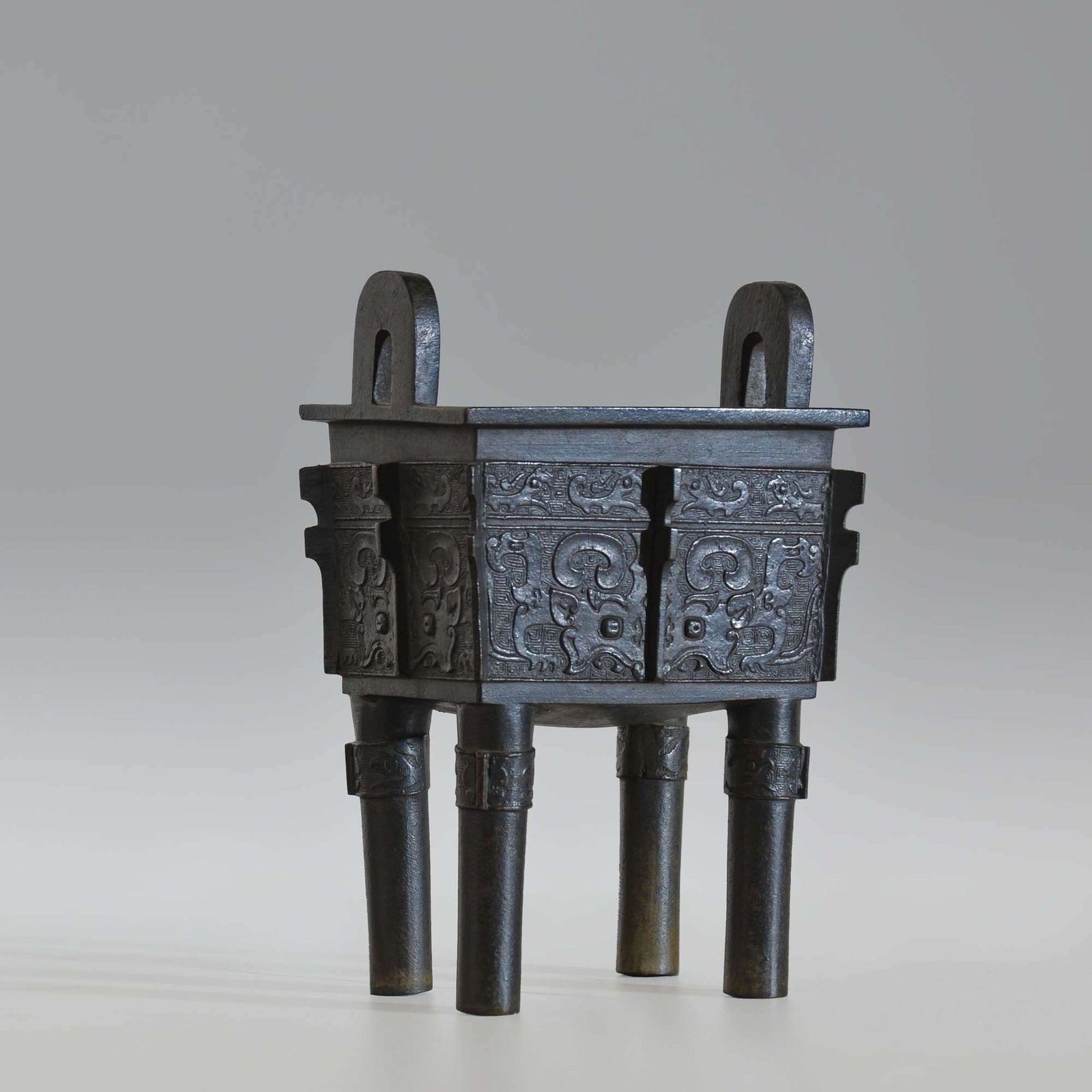 Chinese Bronze Sacrificial Vessel, Or Fangding photo Home Fixtures