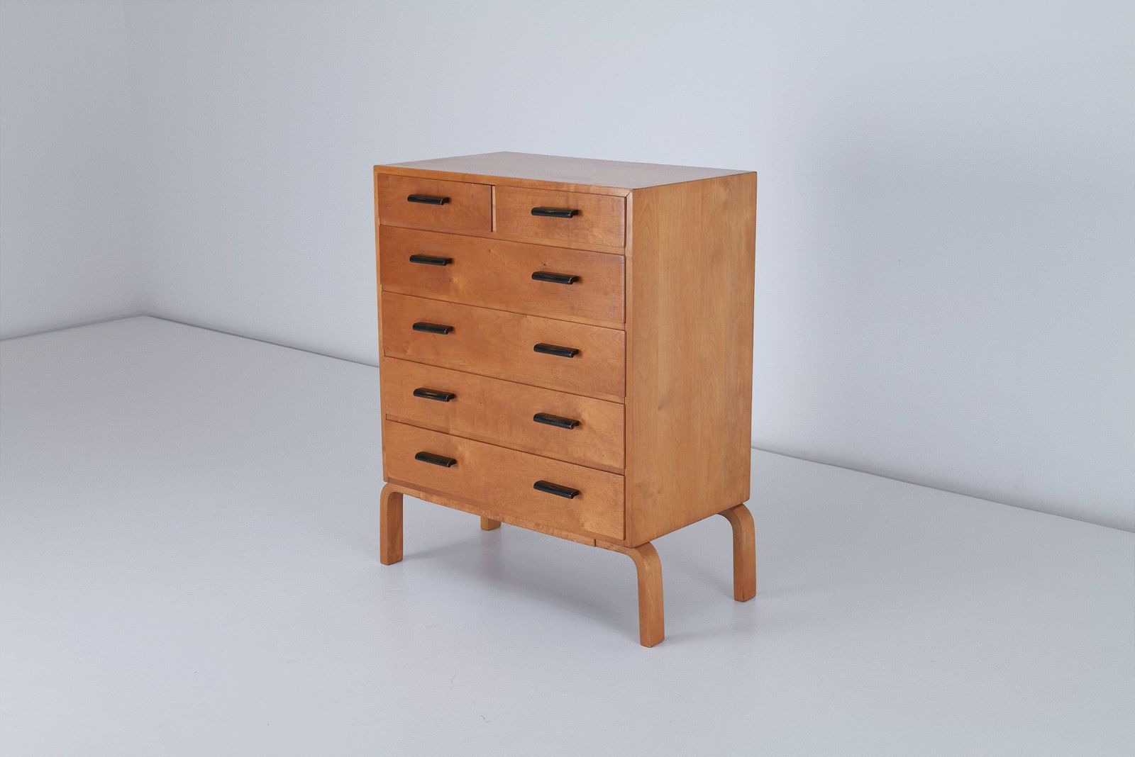 Alvar Aalto Finmar Birch Veneered Plywood Chest Of Drawers, 1935 photo Furniture
