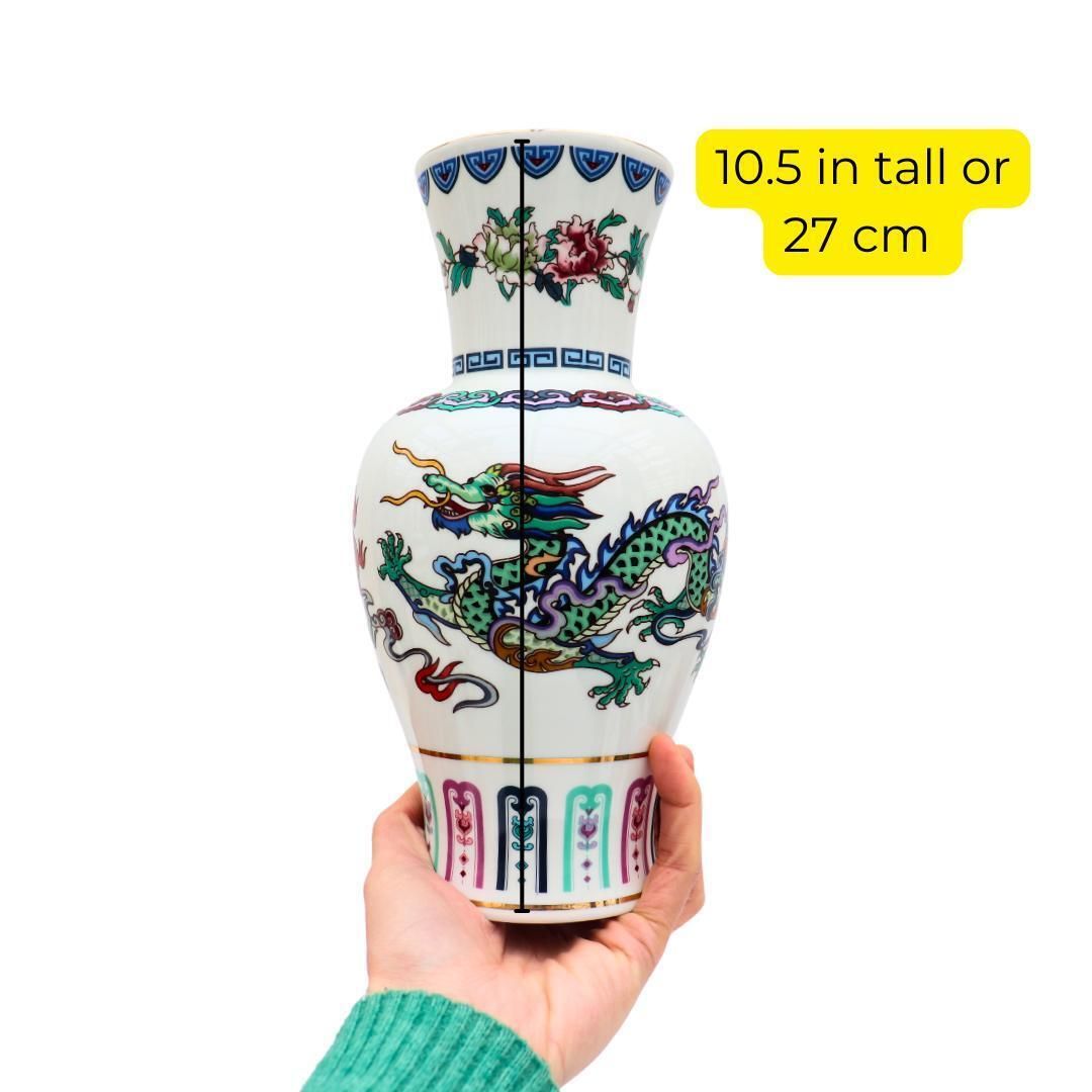 1986 Franklin Mint “The Dance Of The Celestial Dragon” Vase H 10.5 In Tall , Large Chinoiserie Vase Dragon Chasing Pearl photo vintage