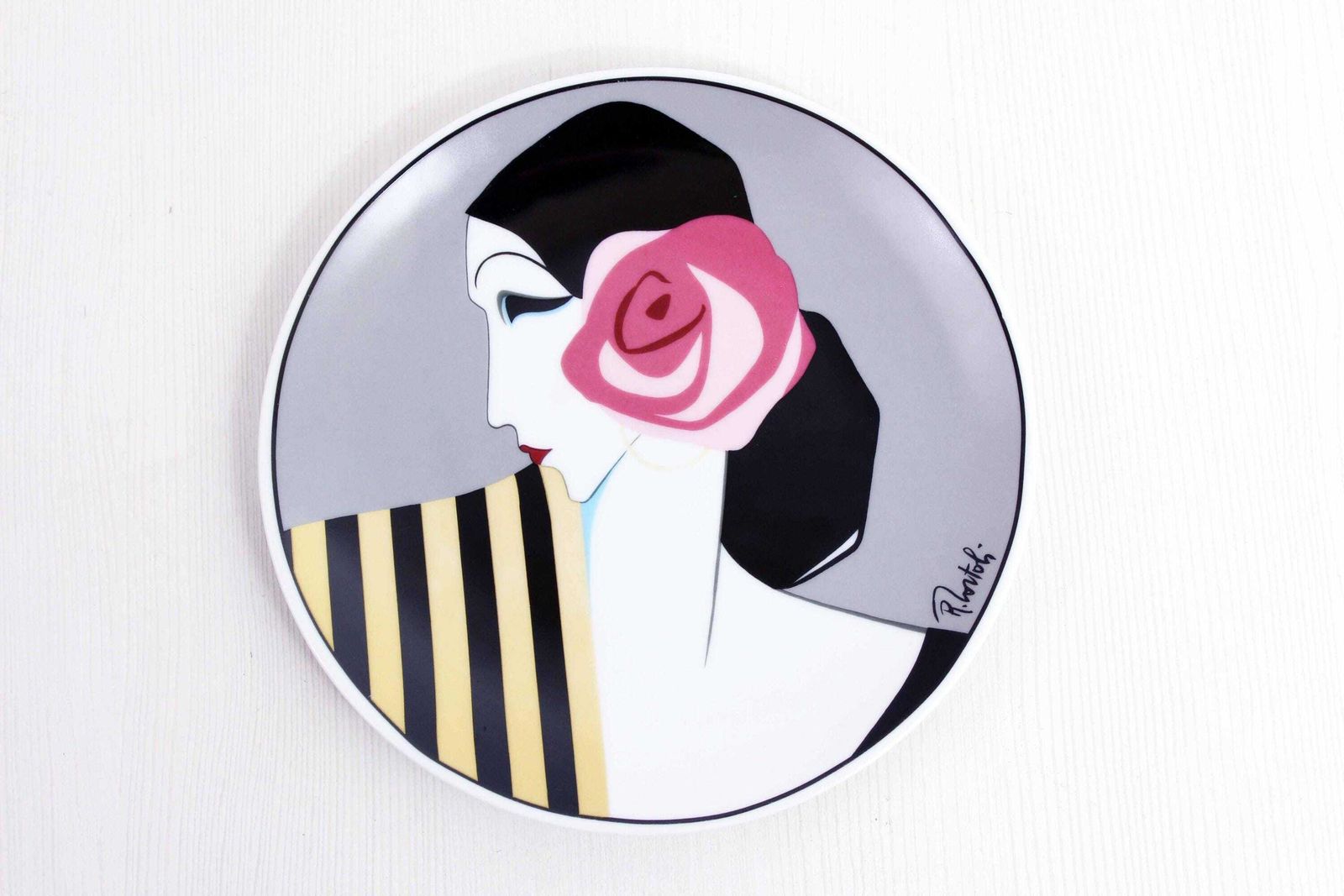 Art Deco Plate With A Representation Of Roberto Tortoli photo furniture