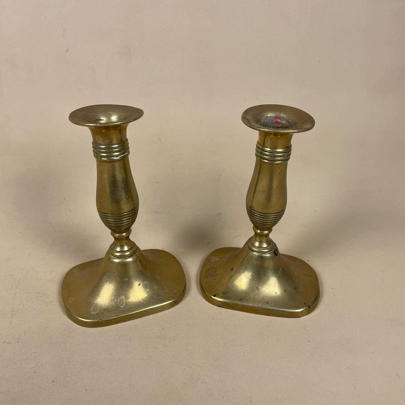 Antique Matching Pair Of Gold Brass Metal Candlestick Candle Stick Vintage Column Taper Dinner Candlesticks Oval Base Column Pillar