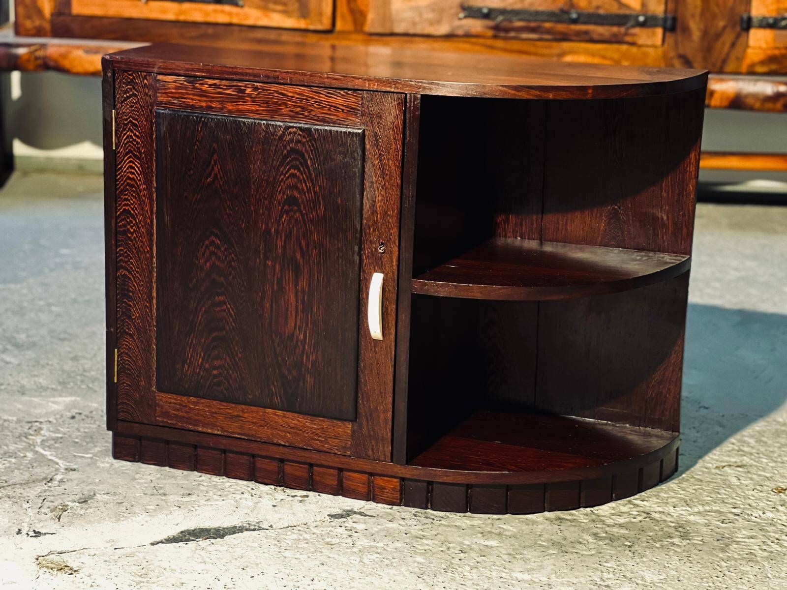 Important Pair Of Art Deco Bedside Tables In Palm Wood 1930 photo for sale