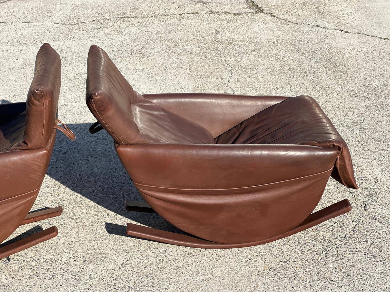 Pair Of De Sede Rocking Chairs, Switzerland 1970 In Brown Leather photo for sale
