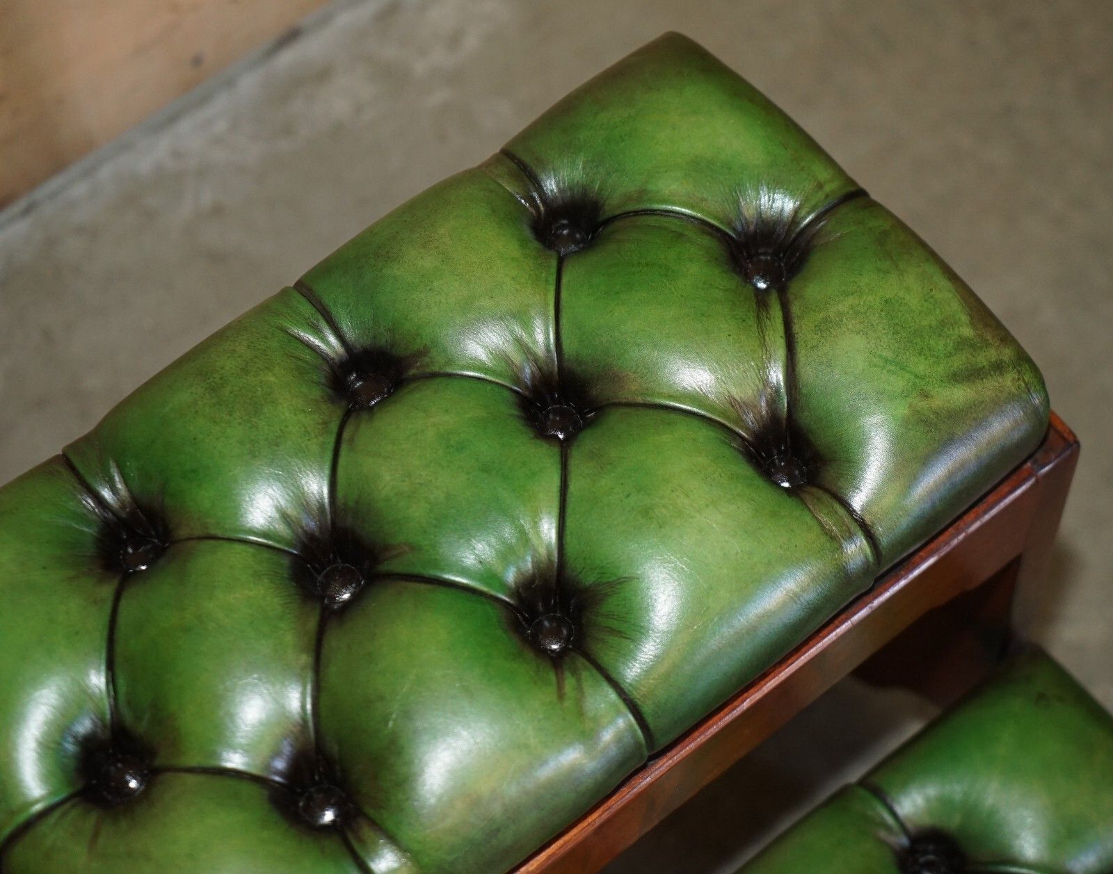 Fully Restored Antique Flamed Mahogany Green Leather Chesterfield Library Steps photo buy