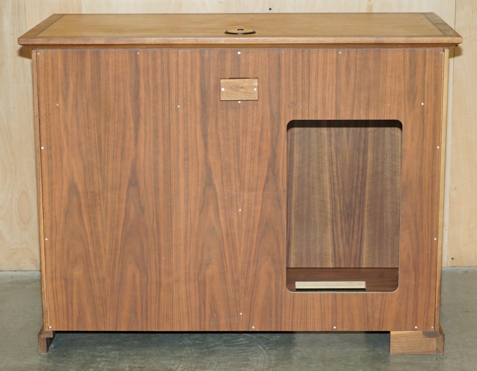 photo vintage Pair Of David Linley Chelsea Satinwood Macassar Ebony Sideboard Tv Media Unit