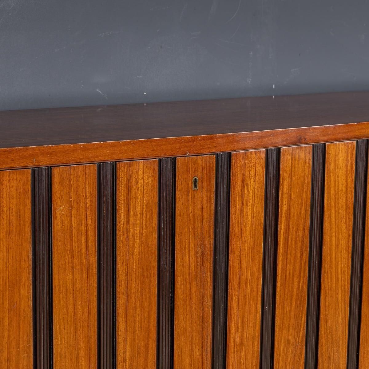 Mid 20th Century Italian Striped Wooden Buffet By Paolo Buffa C.1950 photo vintage