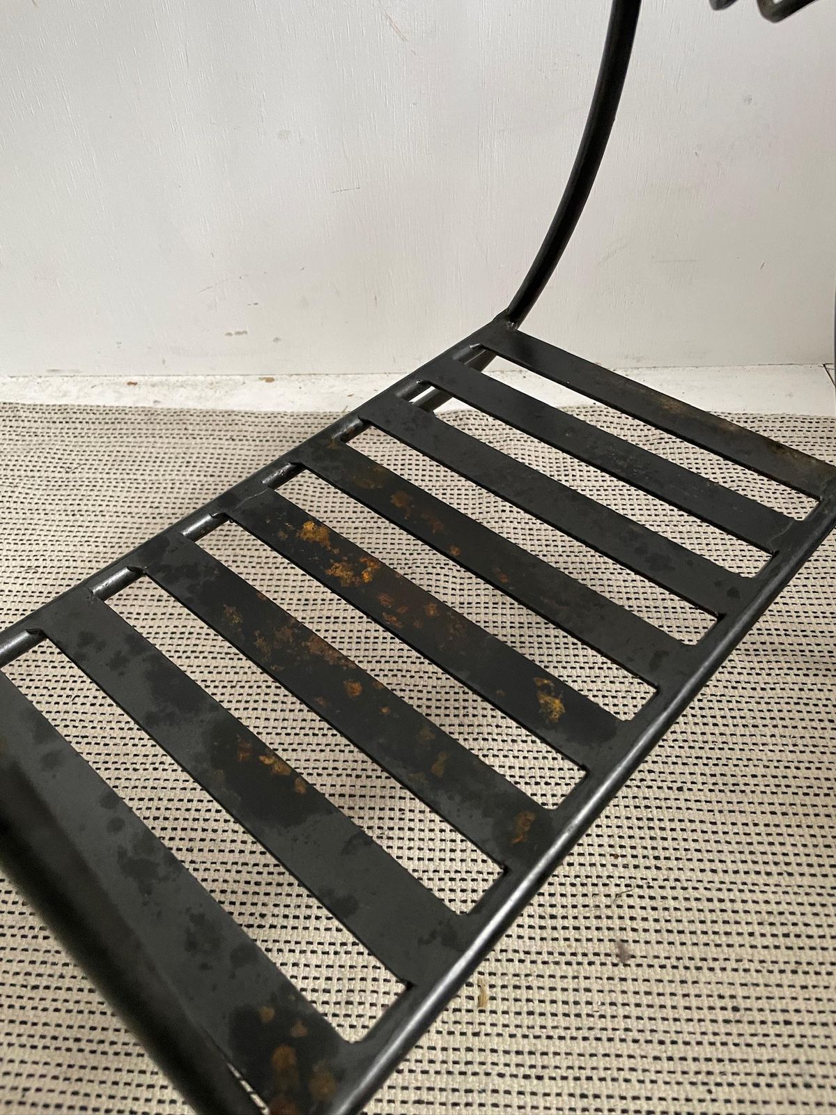 photo furniture Industrial Wrought Iron Tall Side Table With Glass Top And Curved Legs