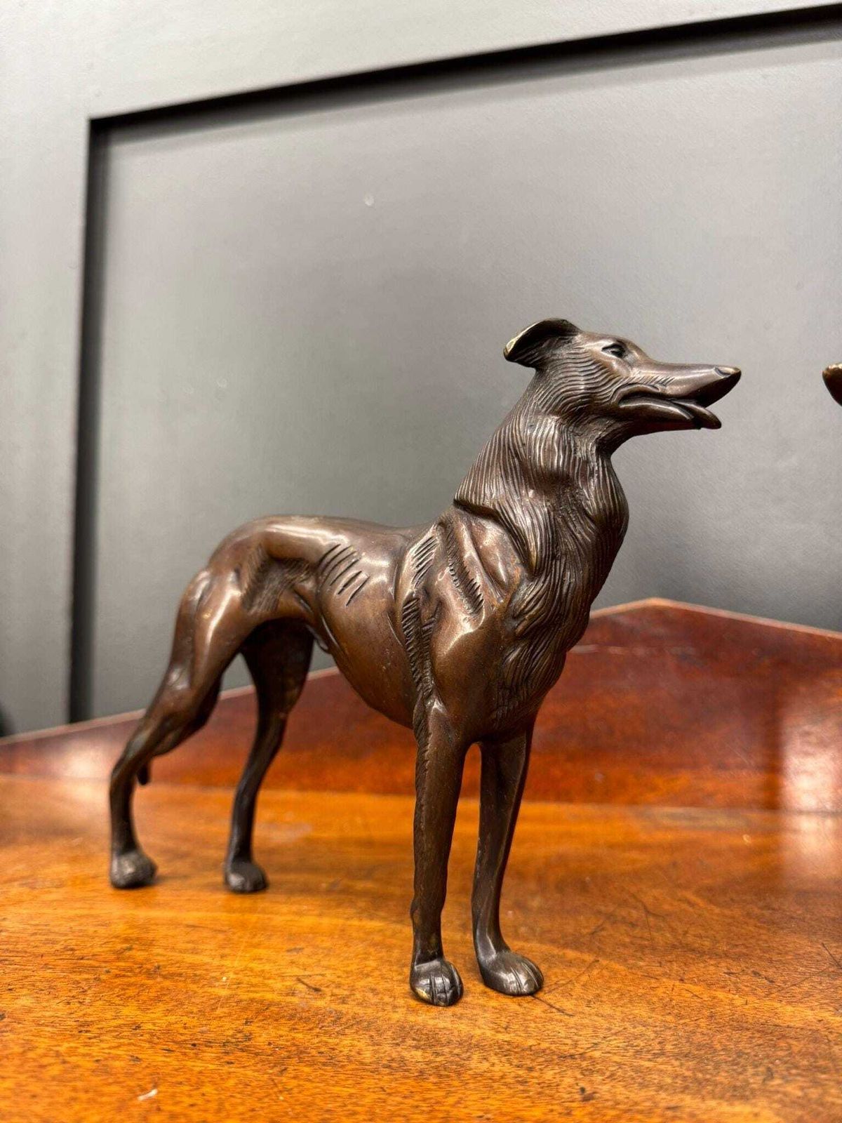 Pair Of Bronze Greyhound Figurines / Bronze Dog Ornaments / Dog Statue photo vinterior