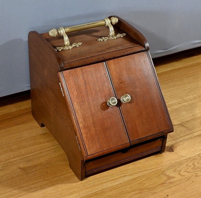 Mahogany Charcoal Reserve – Late 19th Century