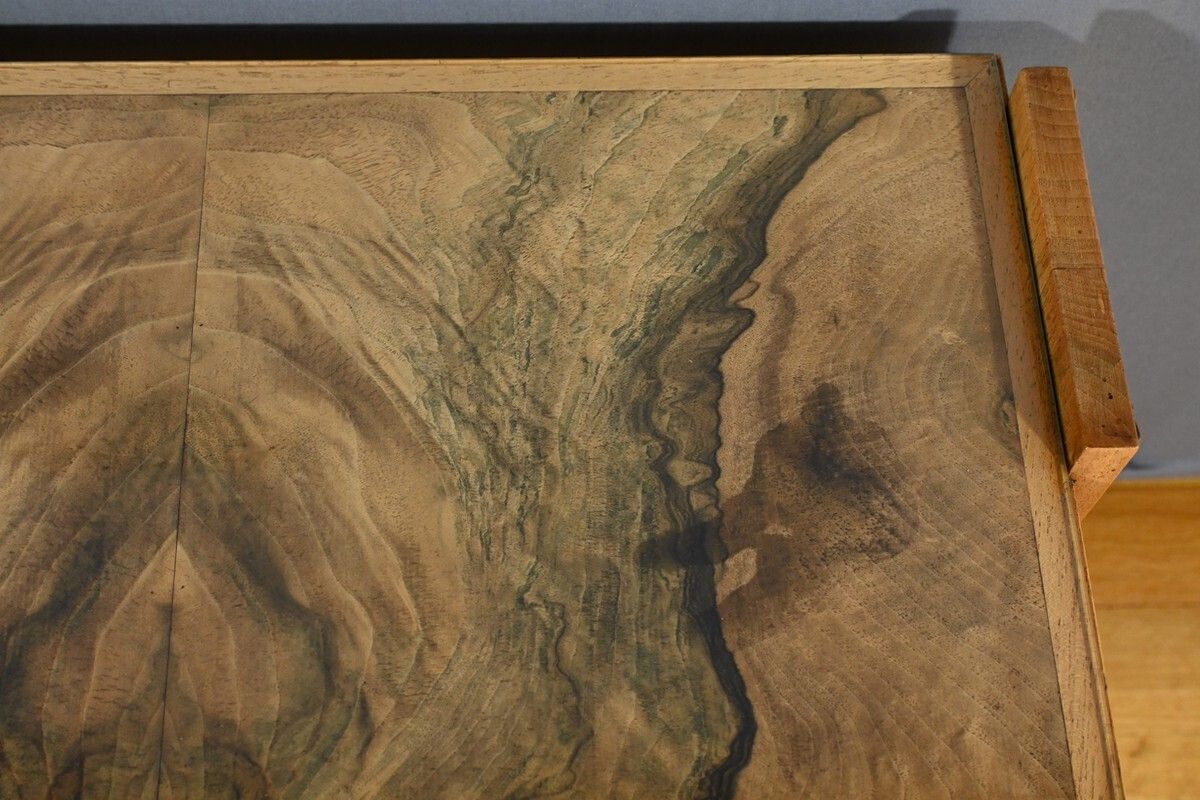 photo furniture Walnut Coffee Table, Art Deco   1930