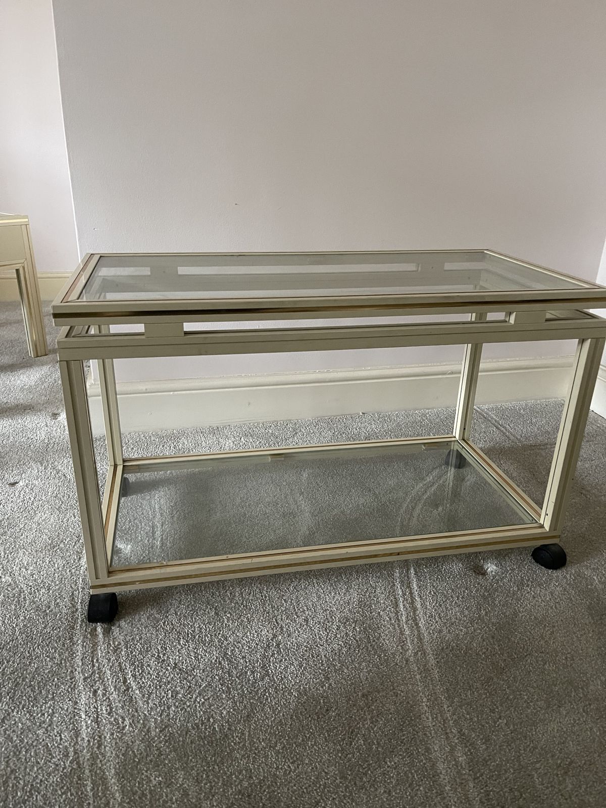 Pierre Vandel Tv Table