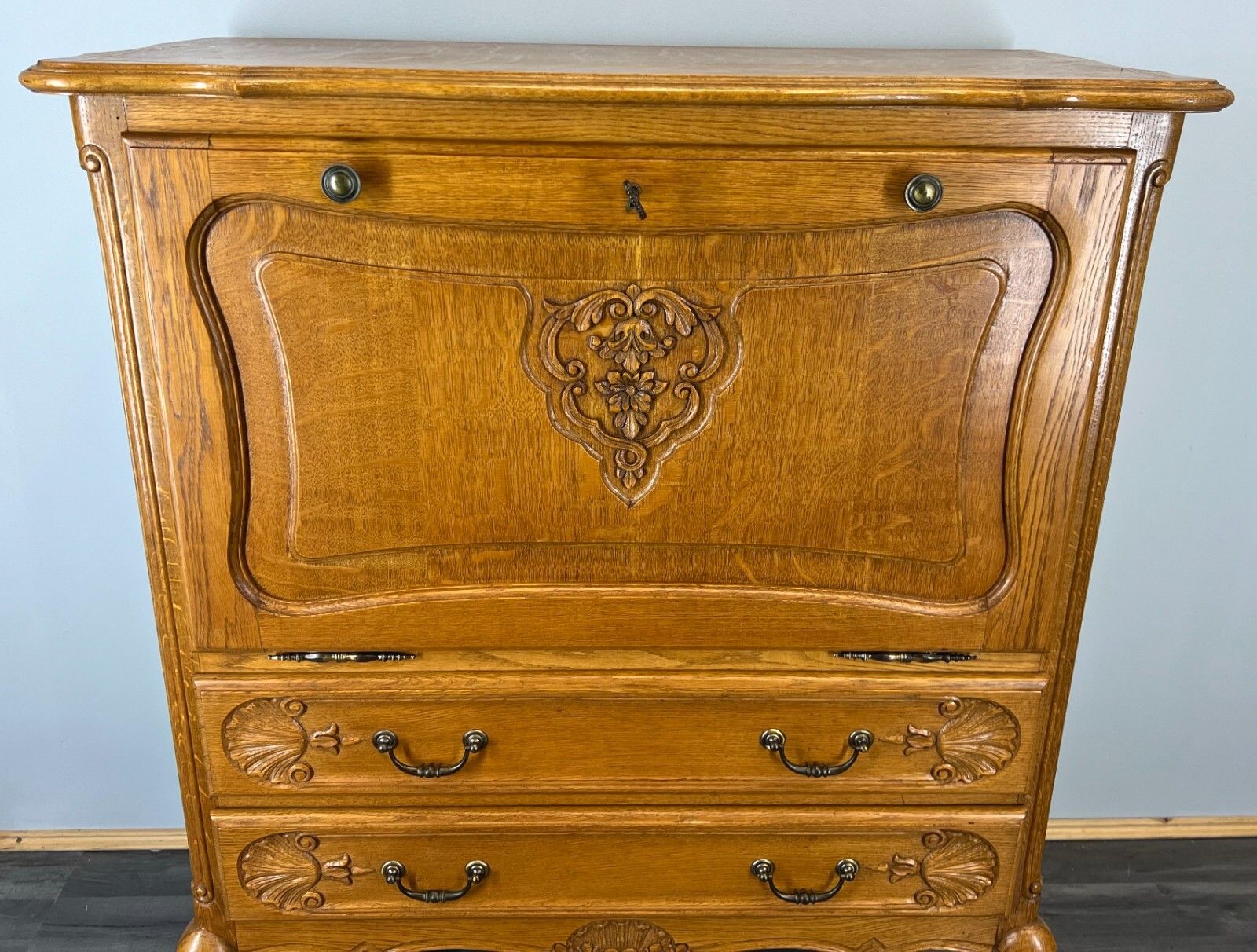 Amazing  Sideboard / Cabinet / Cupboard  Vintage French Louis XIV (Lot 3551) photo for sale