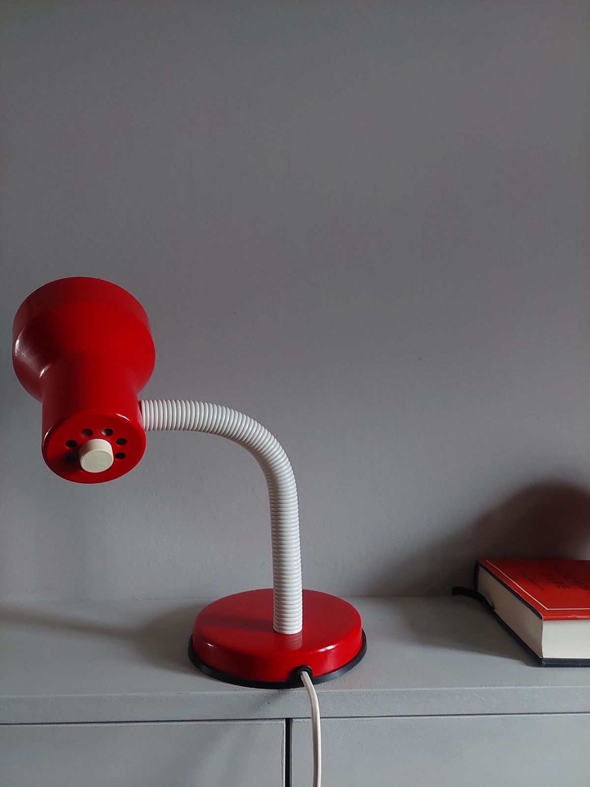 photo furniture Mid Century Veneta Lumi Gooseneck Desk Lamp Postmodern Adjustable Light 80s