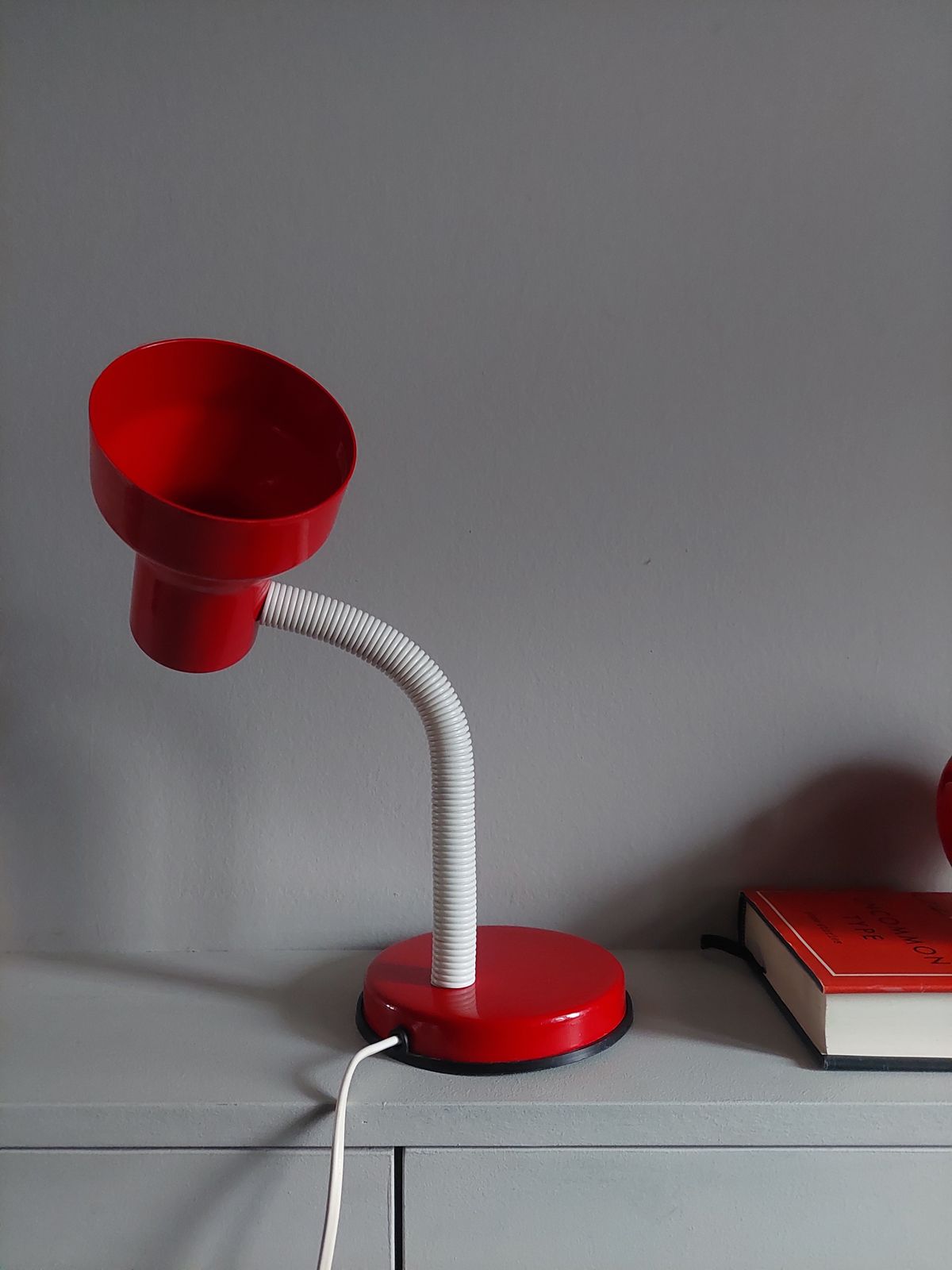 70.0 Mid Century Veneta Lumi Gooseneck Desk Lamp Postmodern Adjustable Light 80s photo