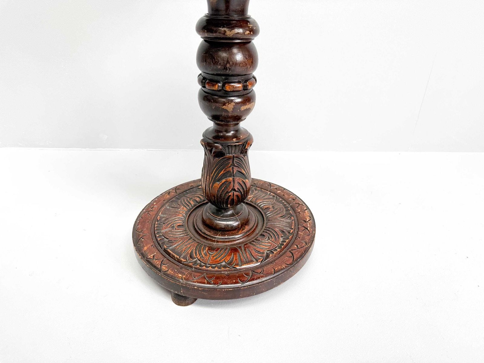 photo furniture Vintage Wooden Pedestal Side Table | Plant Stand With Carved Decor