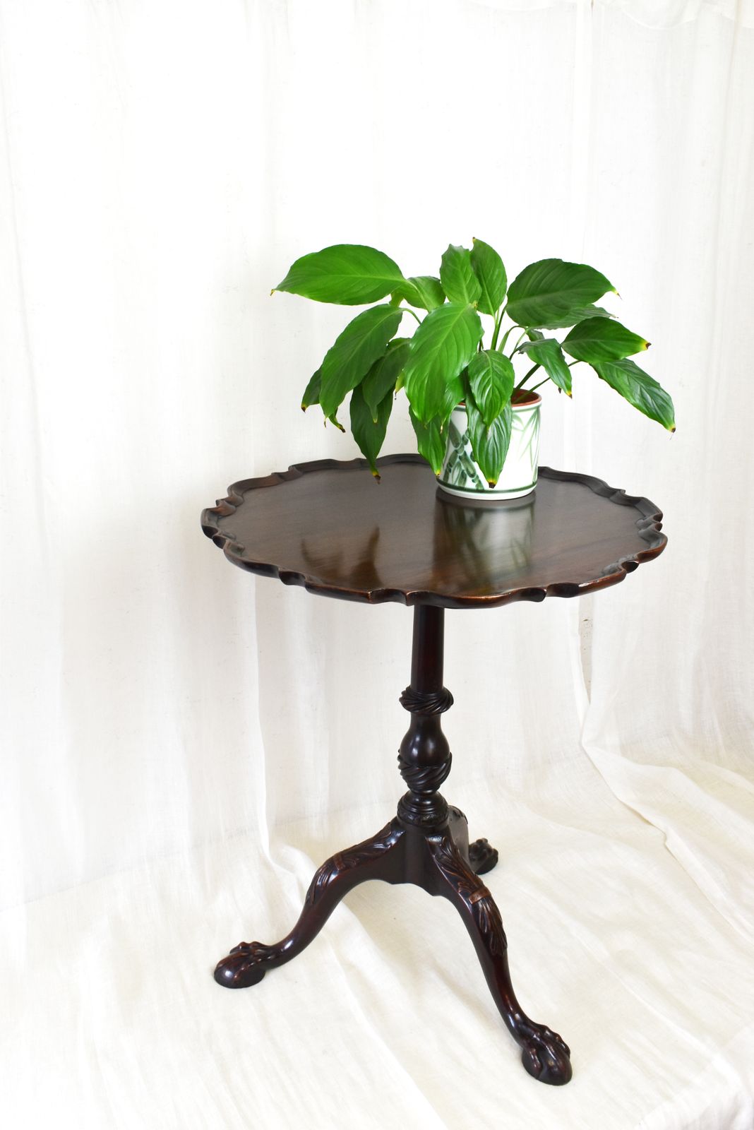 Pie Crust Tripod Table, 1800s, Mahogany photo furniture