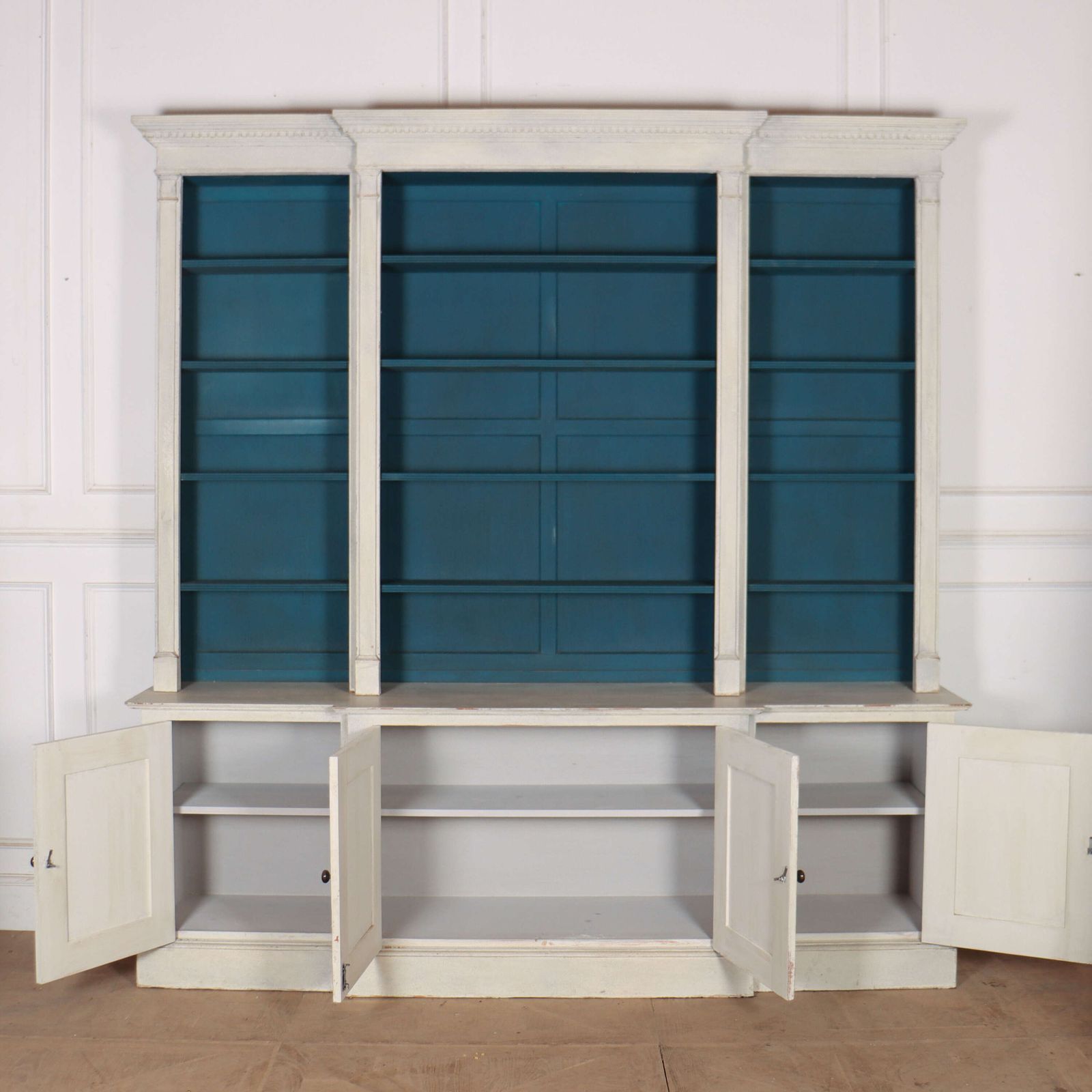 9594.0 English Breakfront Library Bookcase photo