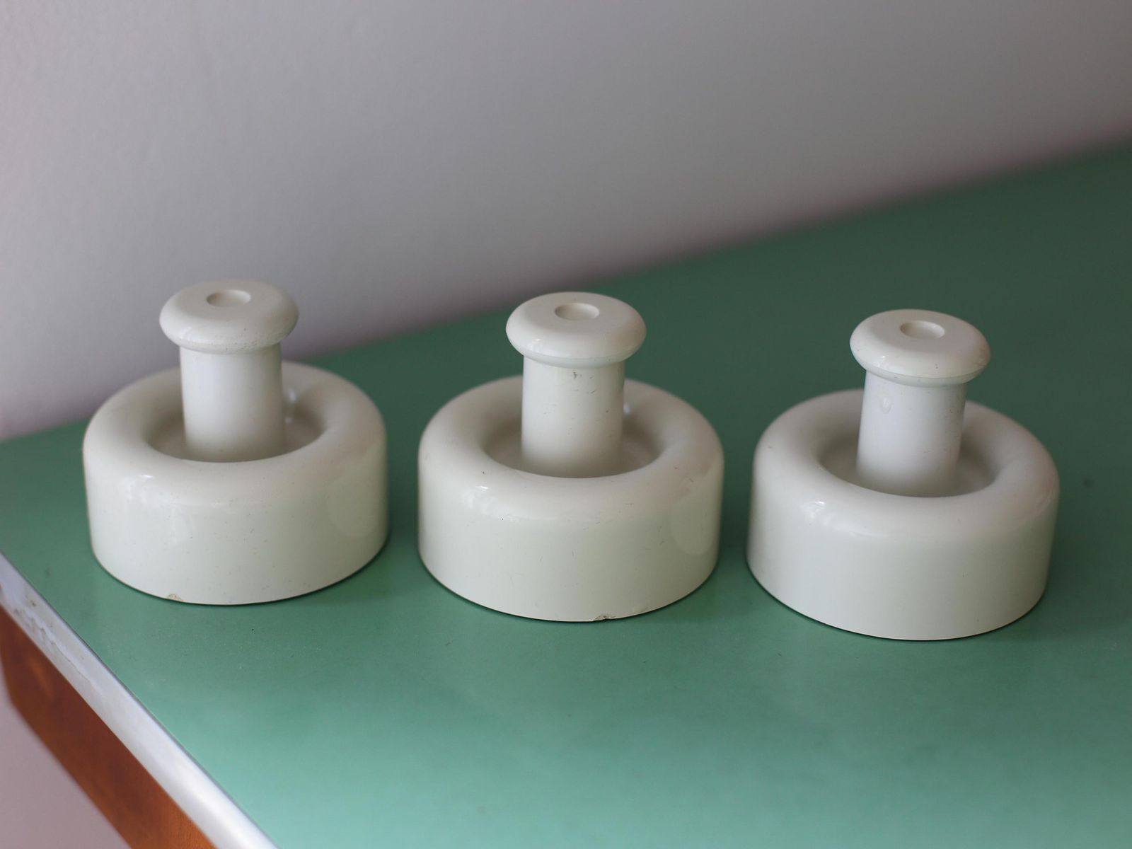 Xl White Age Coat Hooks / Vintage Coat Hangers / 70s Wall Hooks / Mid Century Wall Hanger / Retro Coat Rack / Mcm Hangers photo Furniture