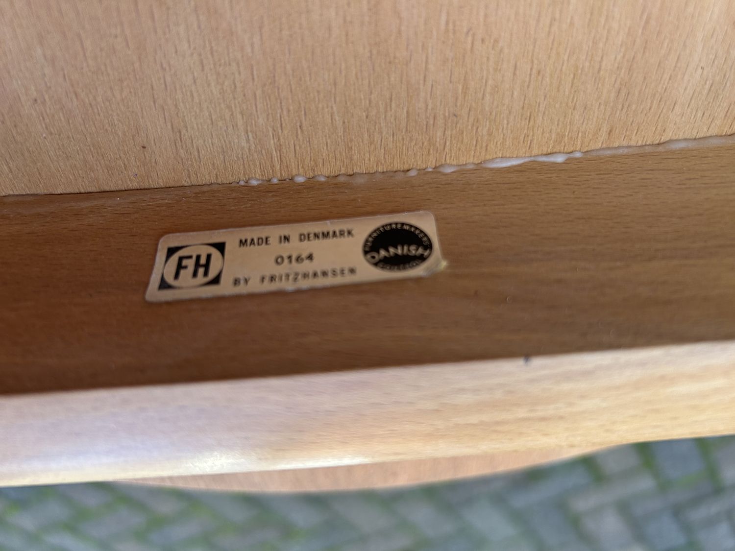 photo for sale Fh4602 'Heart' Dining Suite By Hans J Wegner For Fritz Hansen