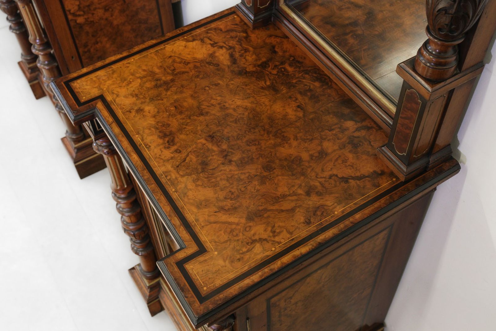 8450.0 Pair Of Gillows Burr Walnut, Amboyna & Parcel Gilt Cabinets With Mirrors photo
