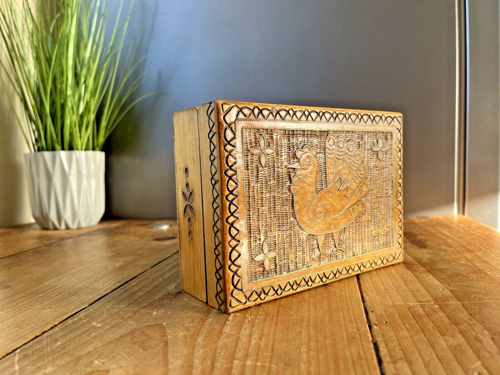 Antique Hand Carved Wooden Chicken Rooster Hen Brass Inlaid Folk Art Box Scandi photo for sale