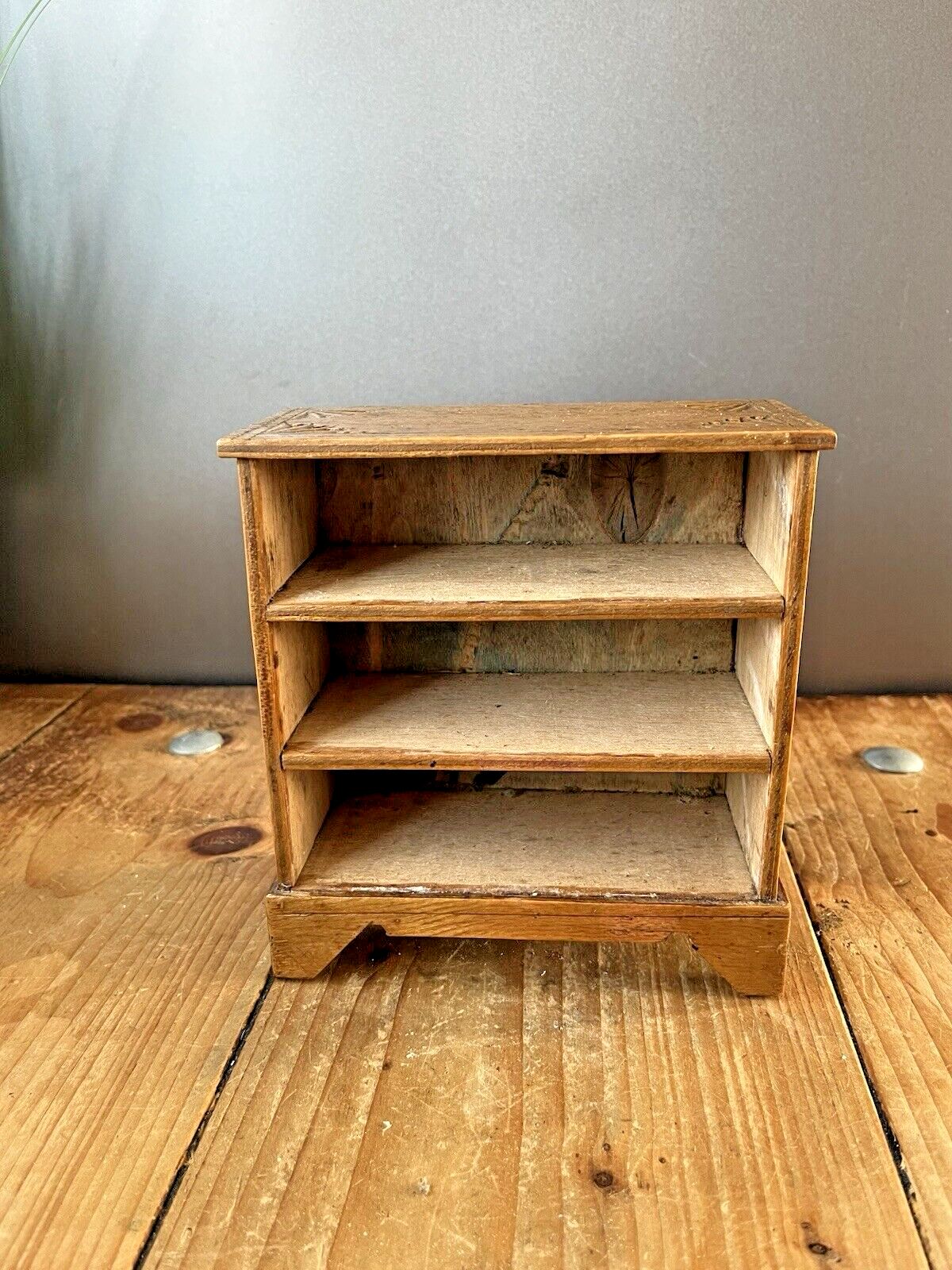 photo furniture Antique Miniature Scratch Built Apprentice Piece Wooden Chest Of Drawers Vintage
