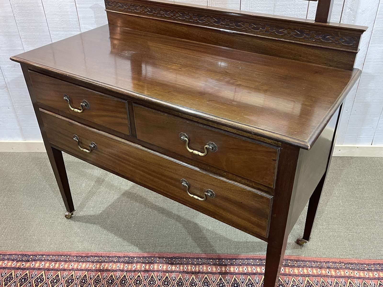 photo vintage English Mahogany Dressing Table Early 20th Century