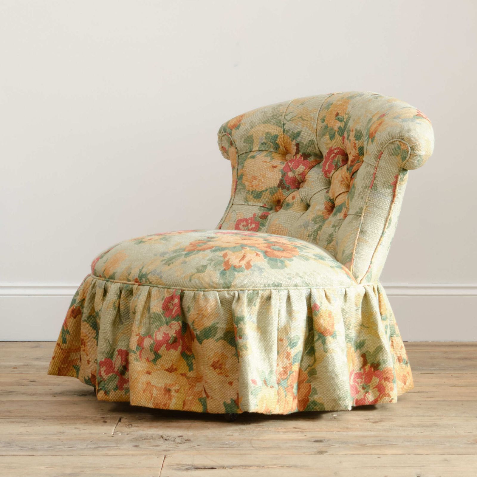 Slipper Chair In Vintage Mulberry Linen photo for sale