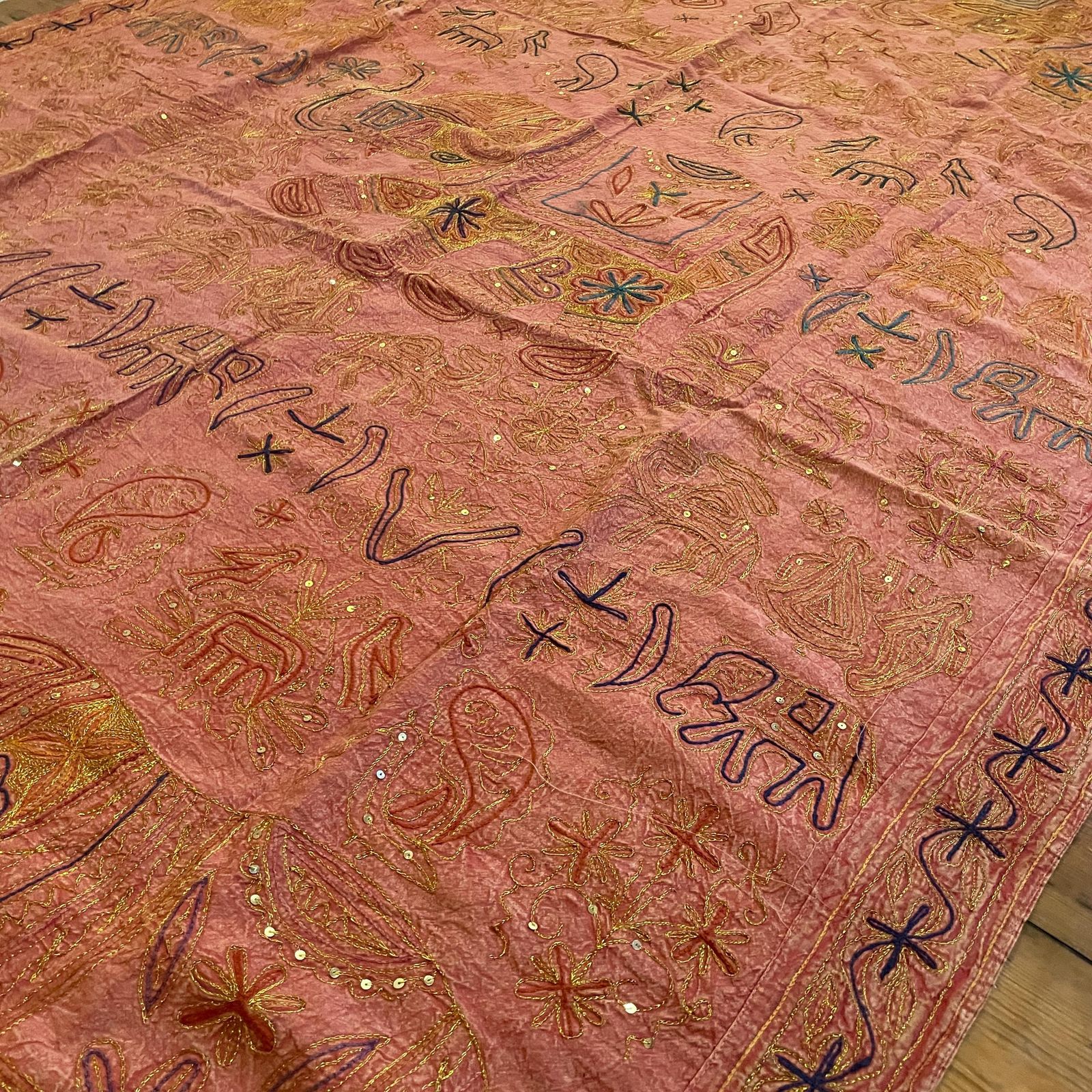 Antique Indian Asian Fabric Throw Blanket Hand Sewn Embroidered Pattern Cover Handmade Tapestry Bedding 217x144cm Quilt Orange Fabric photo buy