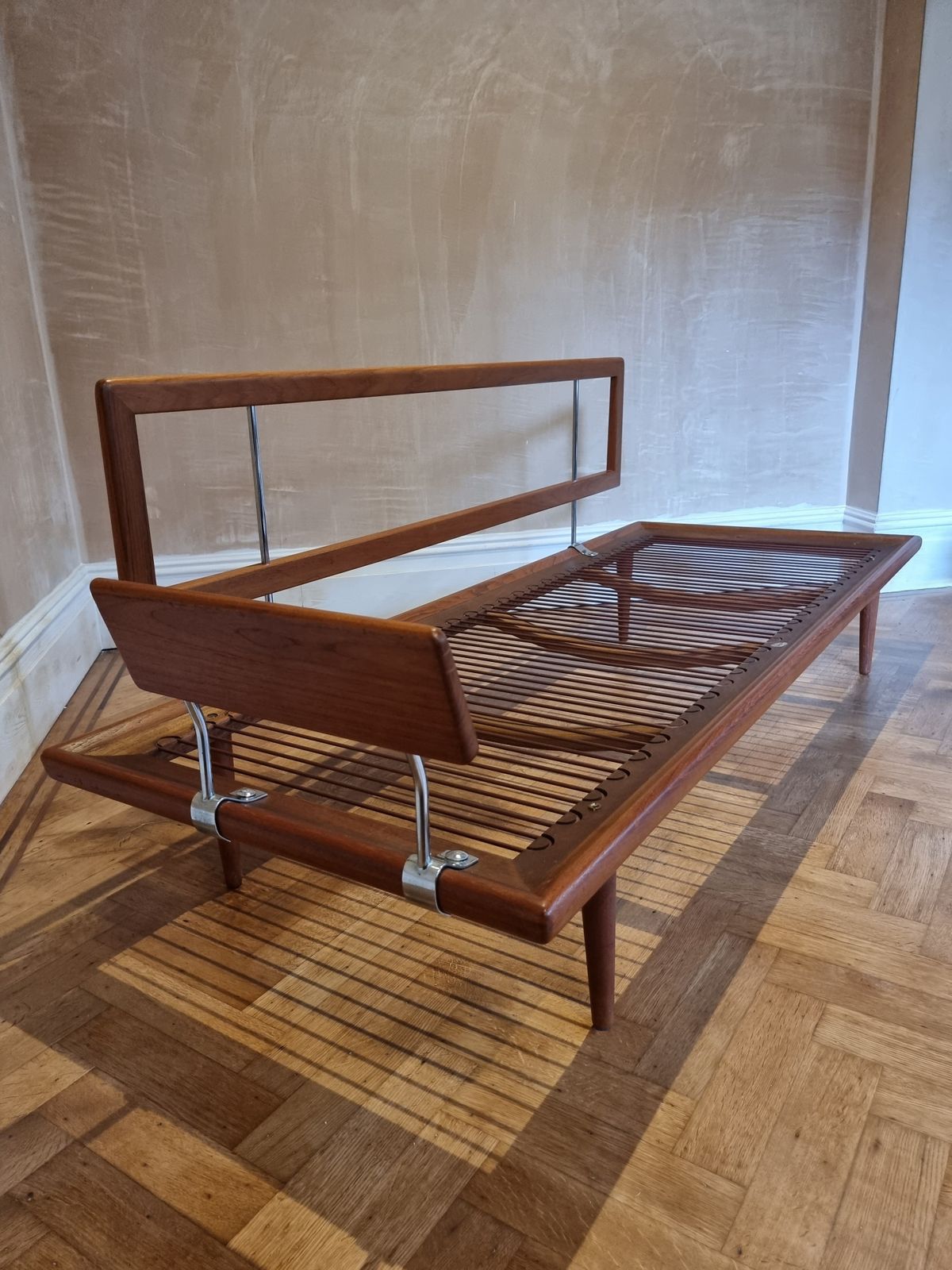 'Minerva' Daybed By Peter Hvidt & Orla Molgaard Nielsen photo for sale