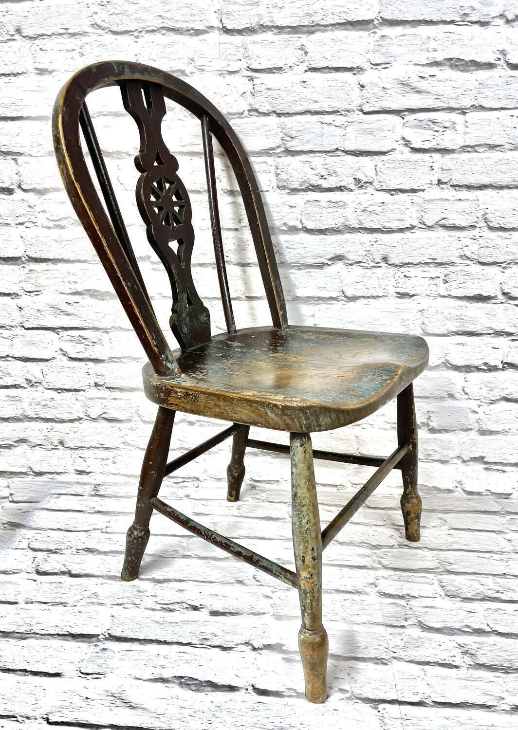 Antique Child's Windsor Chair photo Furniture
