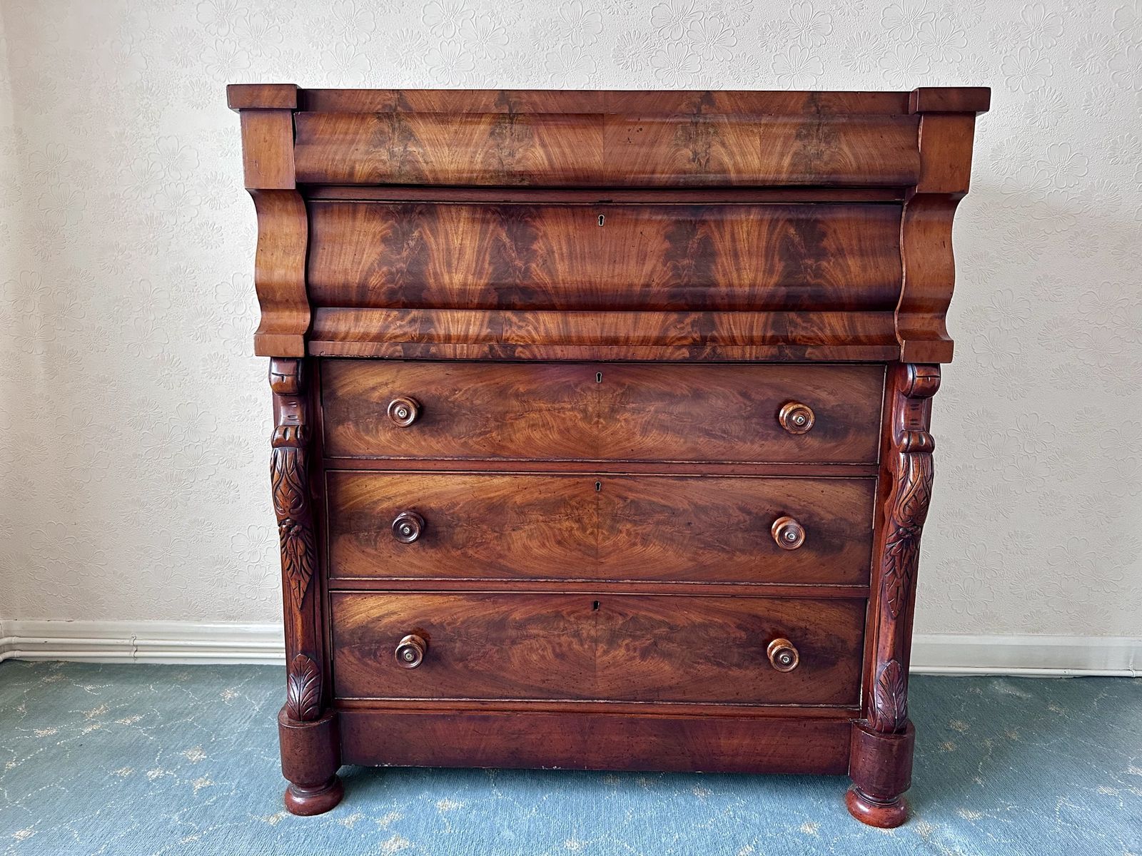 Furniture Mahogany Scottish Chest Of Drawers With Flame Veneers photo
