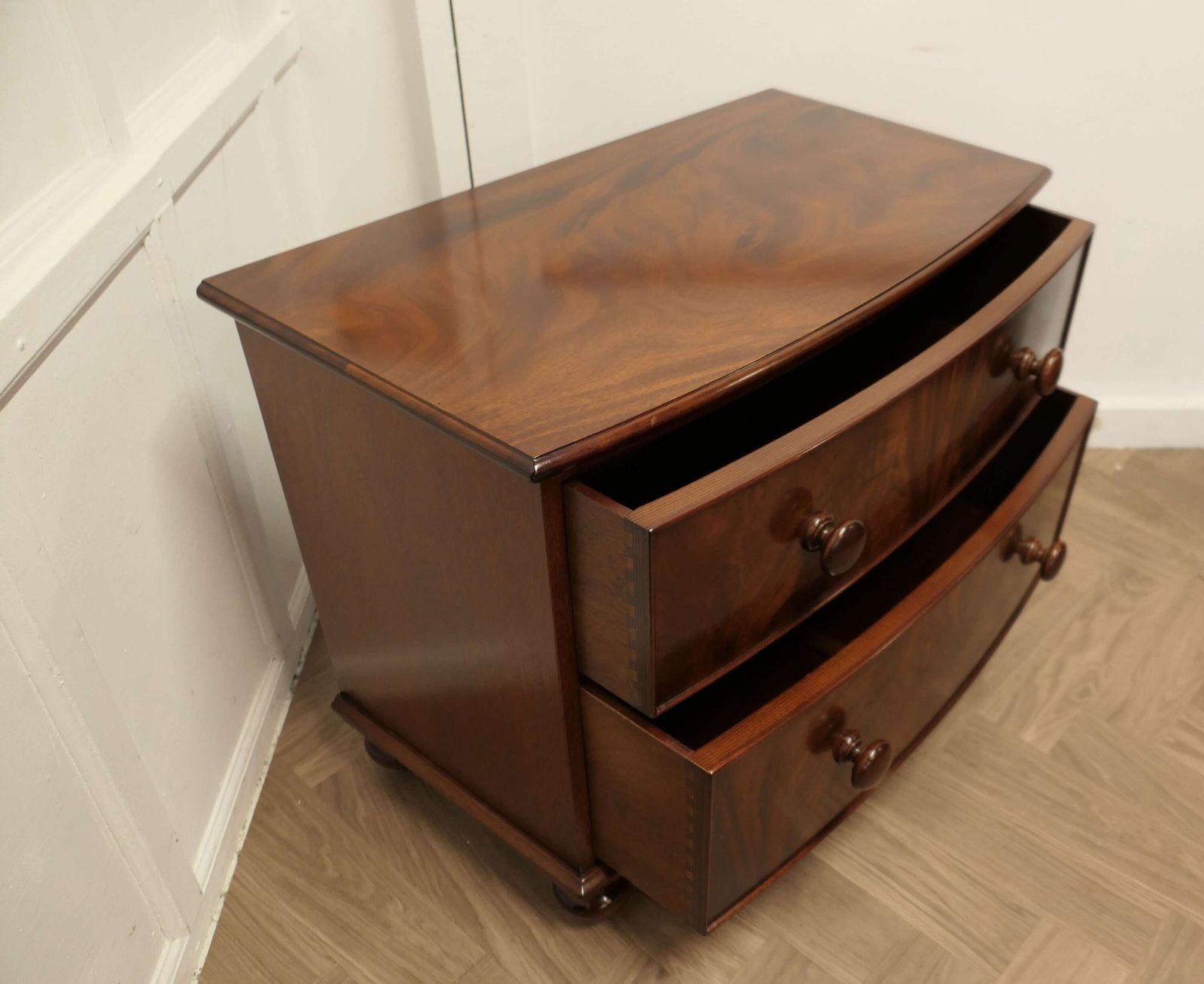 Victorian Style 2 Drawer Chest Of Drawers photo 714.0