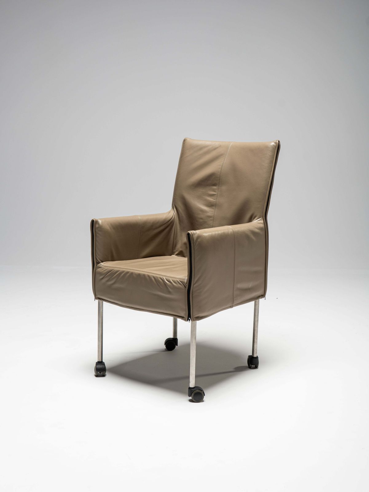 Set Of 4 Chairs In Style Of 'Chaplin' Chair By Gerard Van Den Berg For Montis, Holland, 1990s photo 499.0