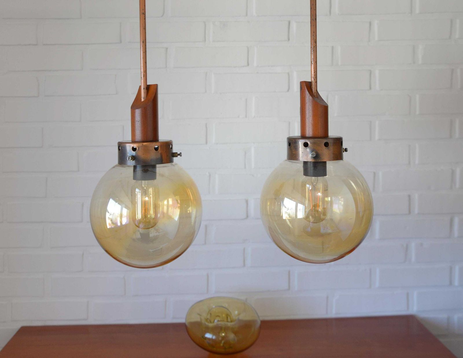 Vintage Pendant Light / Set Of 2 / Mid Century Rustic Lamp / Wooden Hanging Lamp / Yugoslavia 70 / Copper Ceiling Lighting / Farmhouse Lamp photo Lighting
